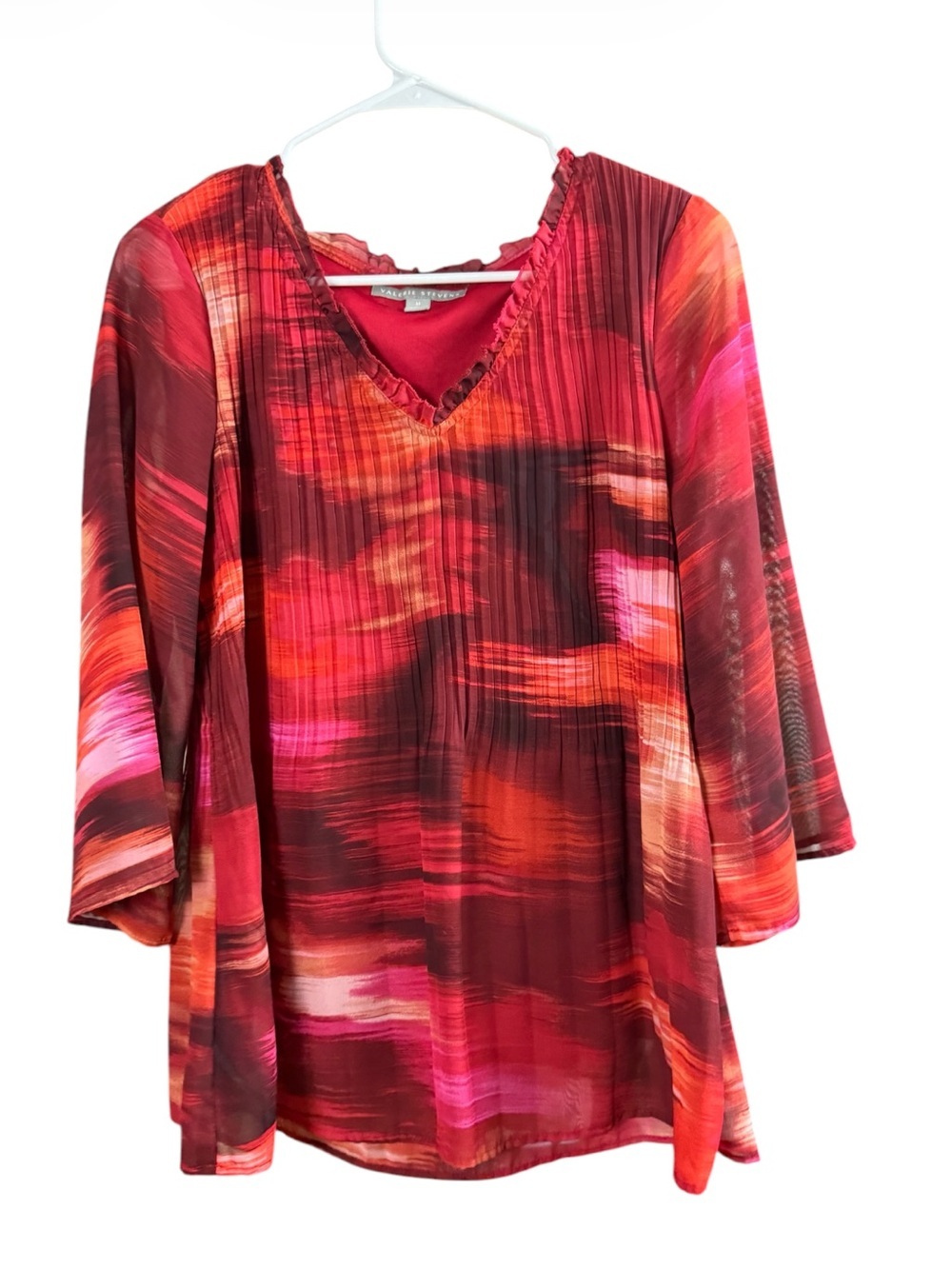 Valerie Stevens Abstract Print V-Neck Blouse - Medium new